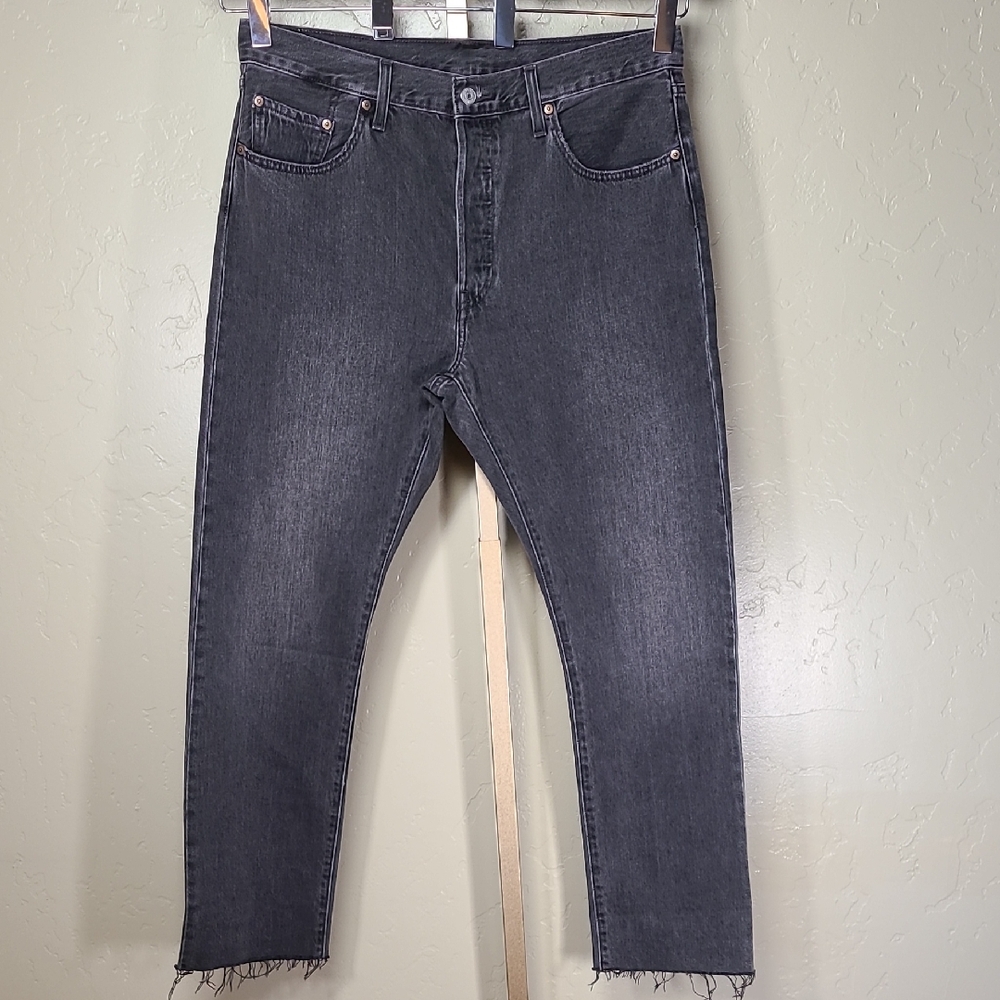 Levi's 501 Button Fly Black Washed Straight Jeans Raw Hem 34x29